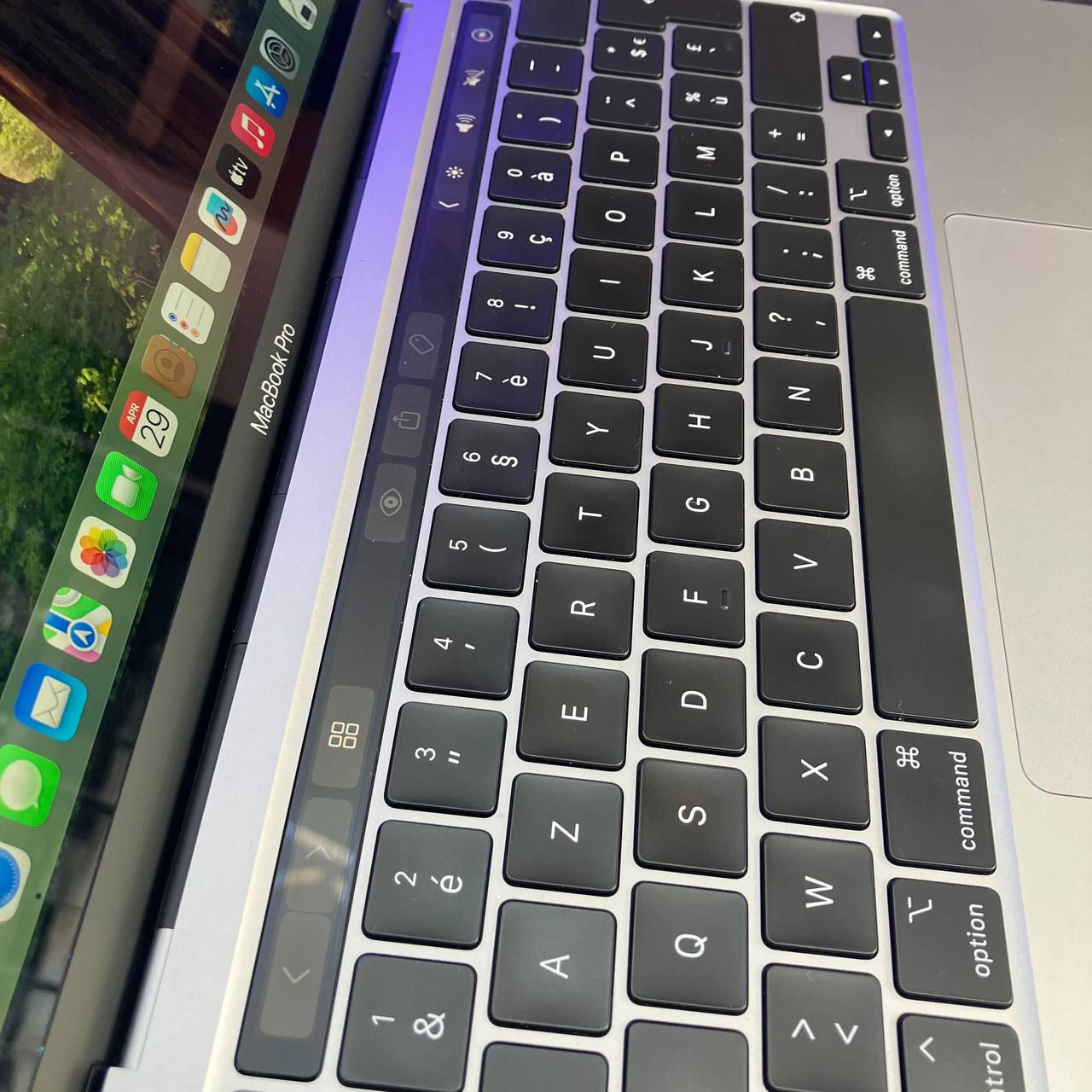 MACBOOK  MACBOOK PRO 2022 APPLE M2 16GB 512SSD CYCLE 27 13.3 (2560X1600) - LAPTOP vue 3