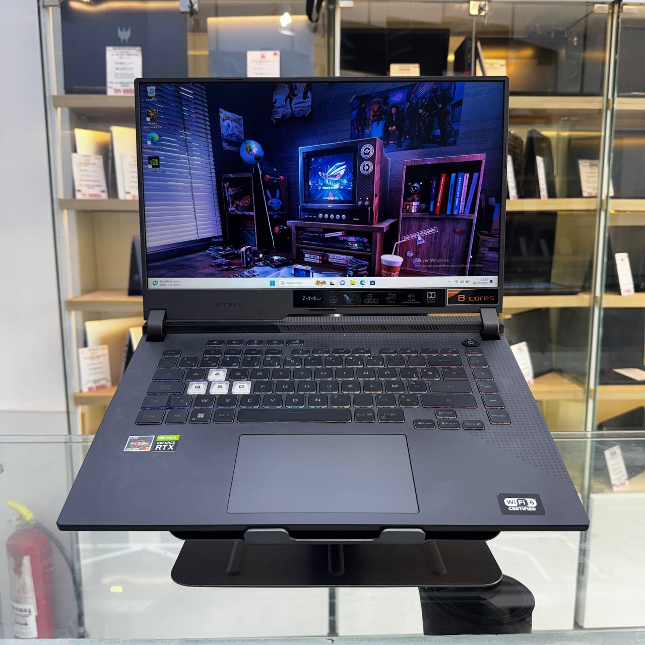 ASUS ASUS ROG STRIX G513 RYZEN 7 4800H 16GB 512SSD RTX3050 4GBVRAM 15.6 FHD 144HZ - LAPTOP vue 5