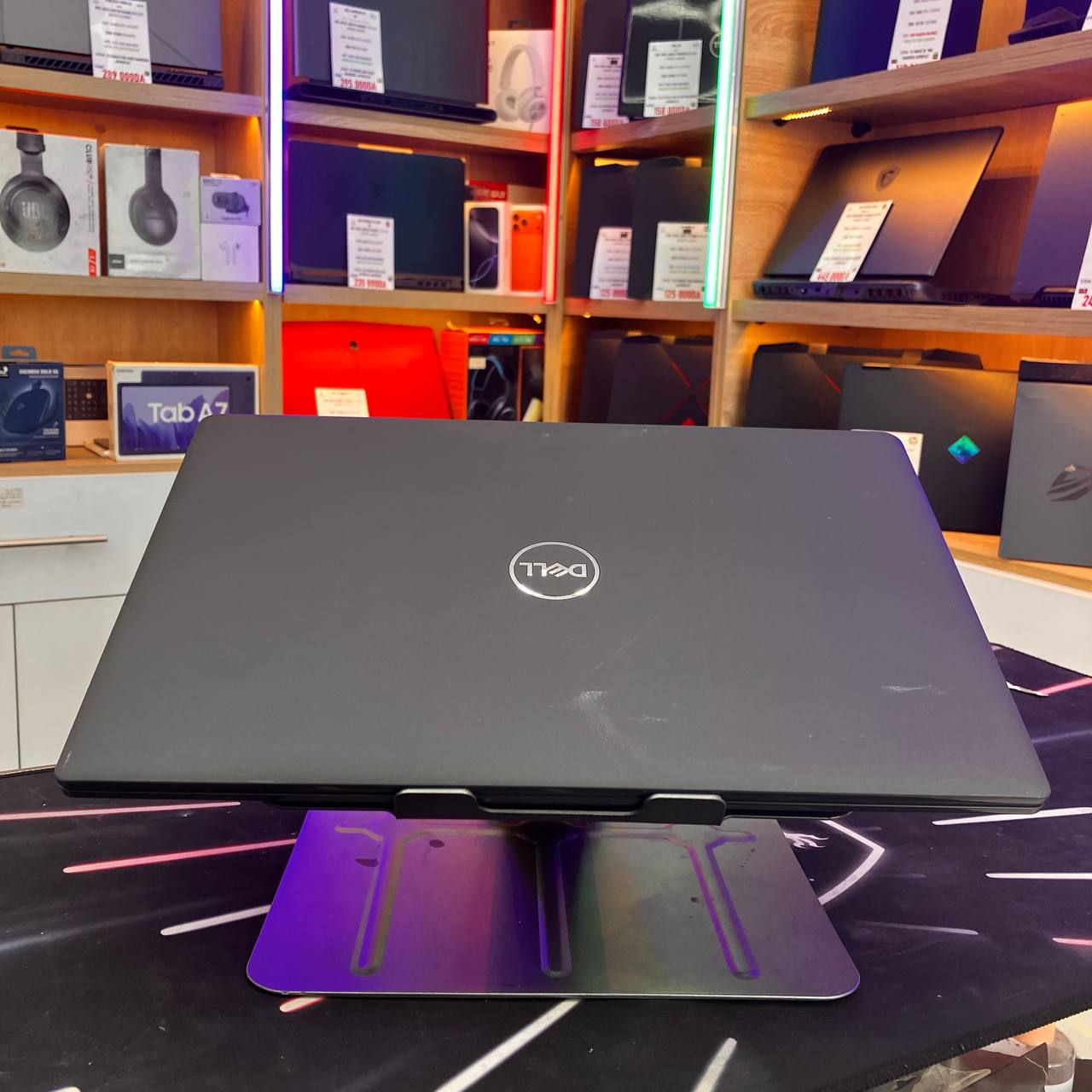 DELL DELL LATITUDE 3510 CORE I5 10210U 8GB 256SSD 15.6 FHD - LAPTOP vue 5