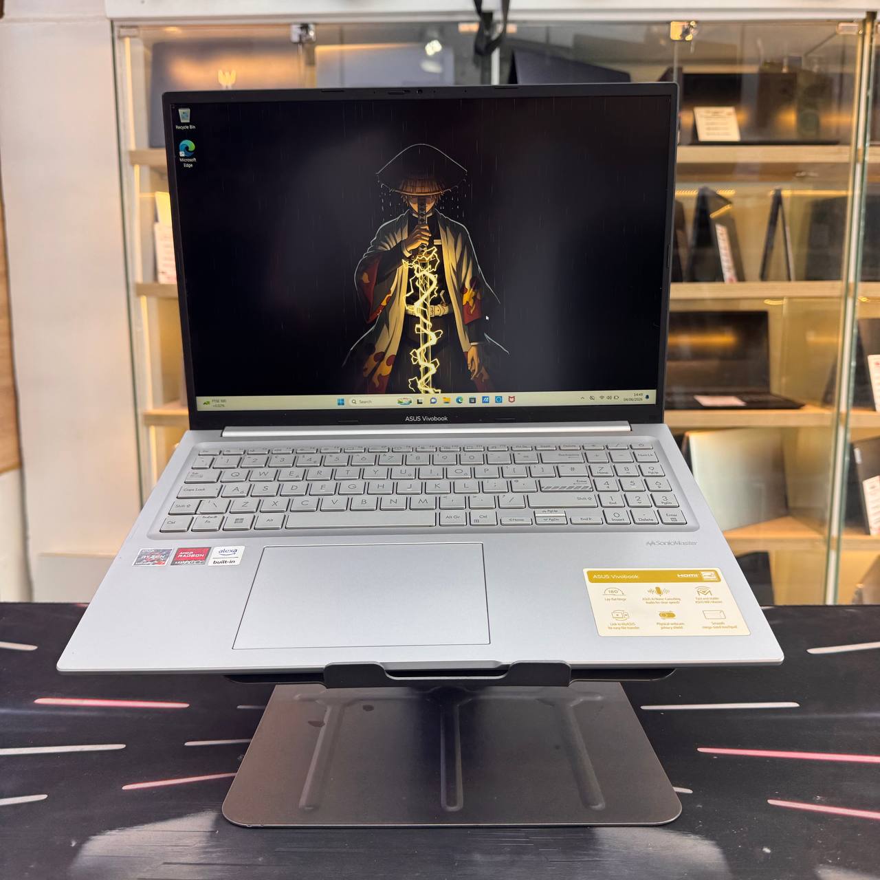 ASUS ASUS VIVOBOOK 16 AMD RYZEN 7 5800H SERIES 5000 16GB 512GB SSD 15.6' FHD - LAPTOP vue 4