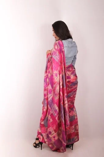 Bold Fuchsia Mulmul Saree — alternate view