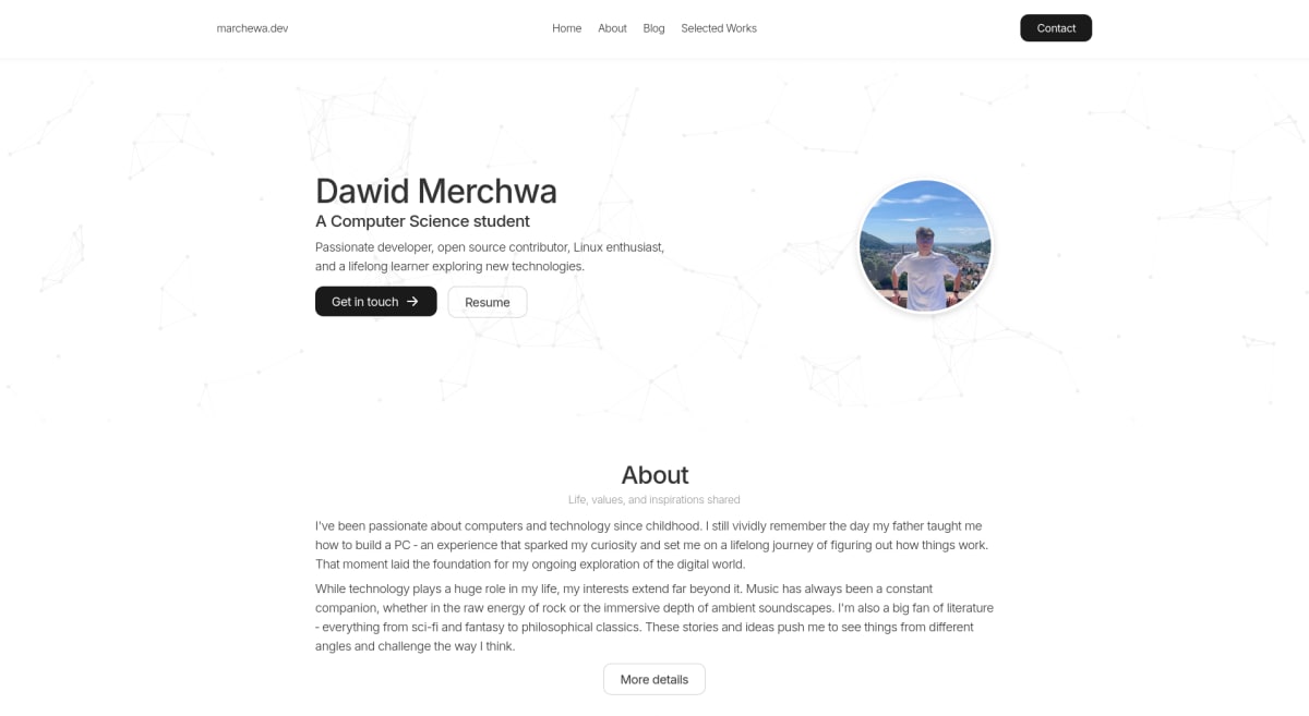 Screenshot of the marchewa.dev homepage