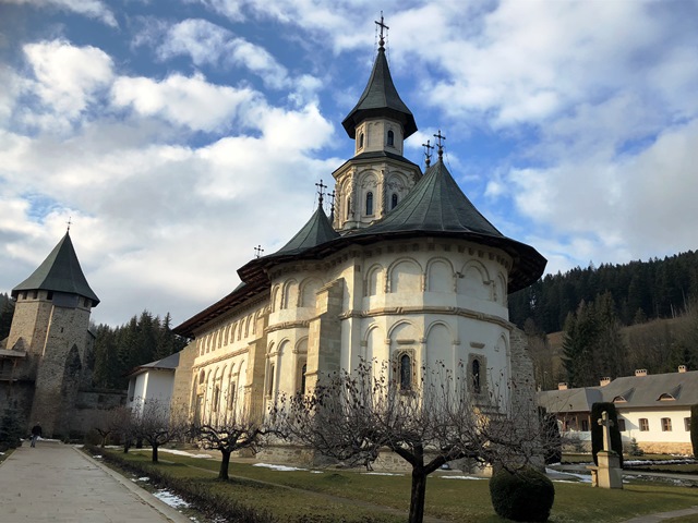 Putna Monastery, Bukovina, Romania — photo 2