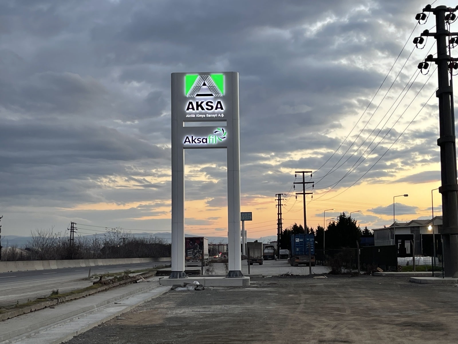 Aksafil Akrilik İplik Fabrikası ve Mamul Ambarı