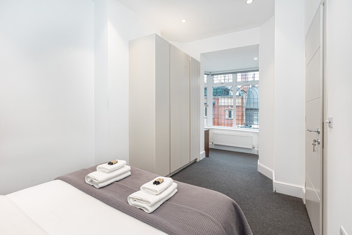 Second bedroom