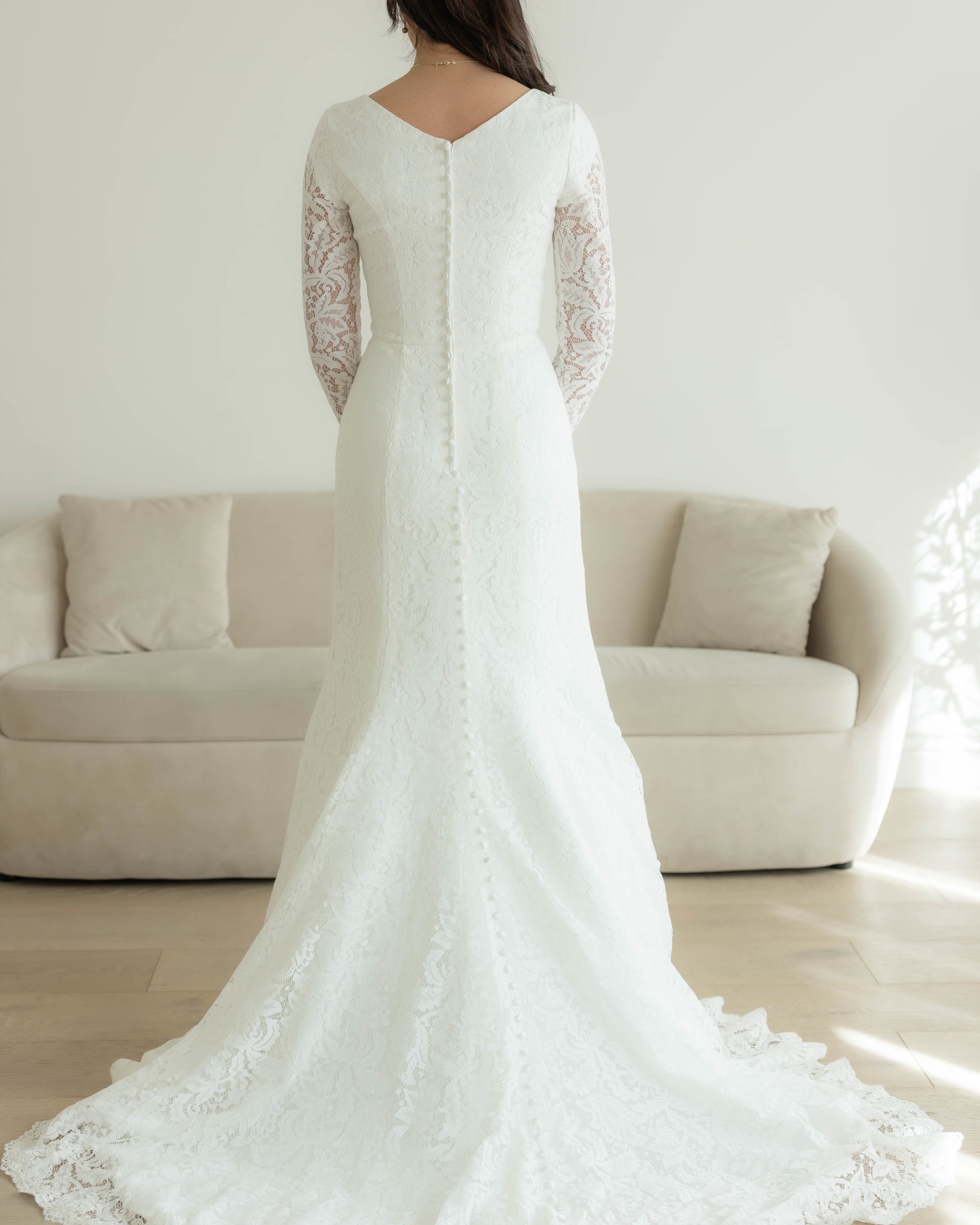 Madalin - Thumbnail 2