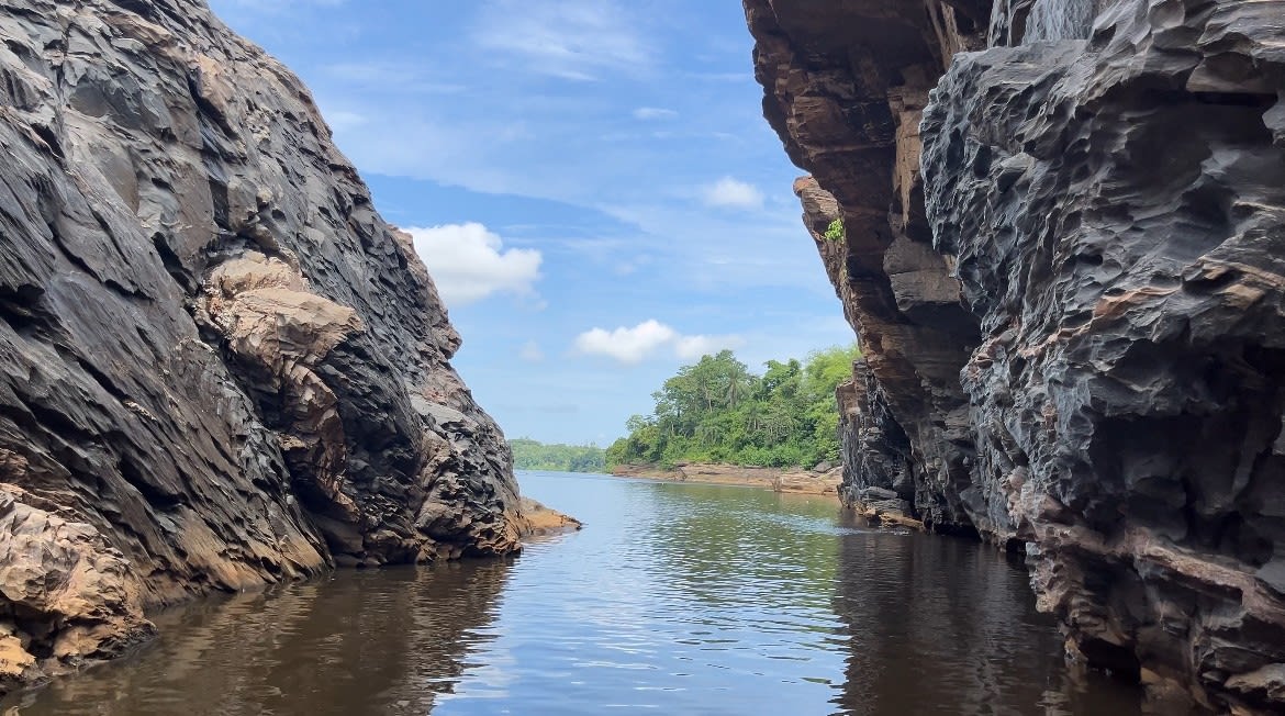 The Edéa Expedition: Gorges, Waterfalls & Team Olympics — Photo 8