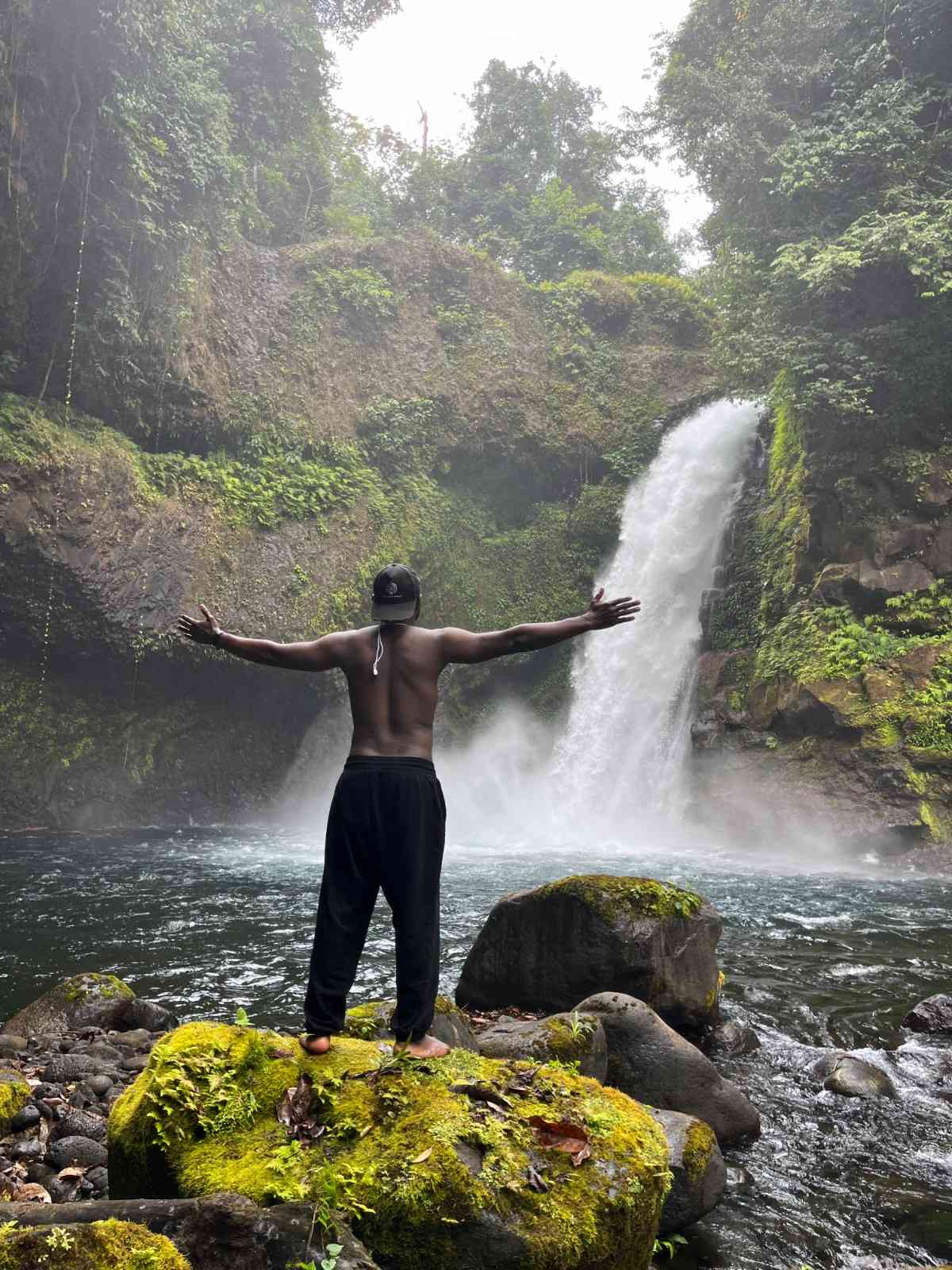 A magnificent Of Bomana Waterfall 