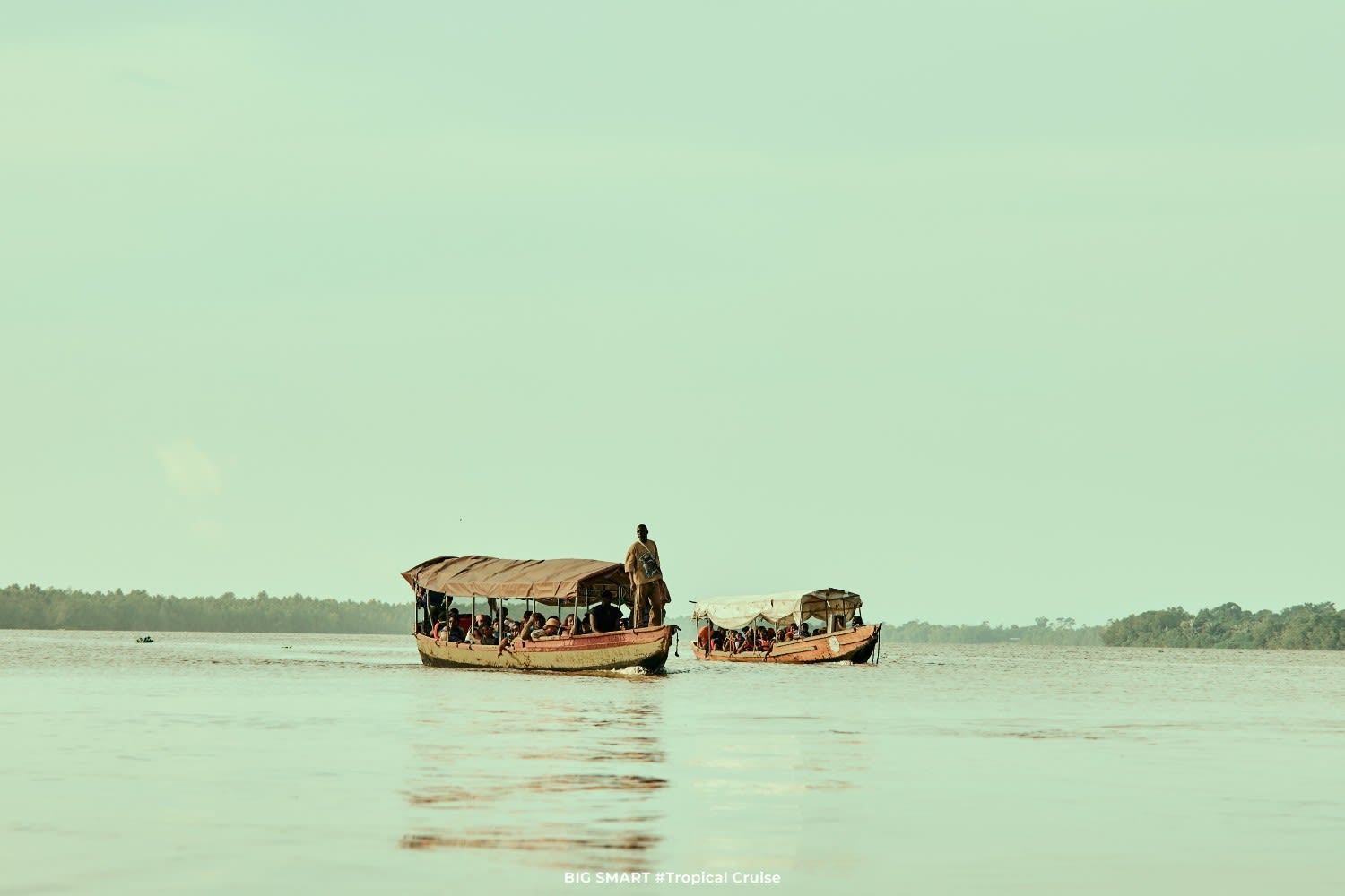 tropical cruise images at jebale island Douala  3