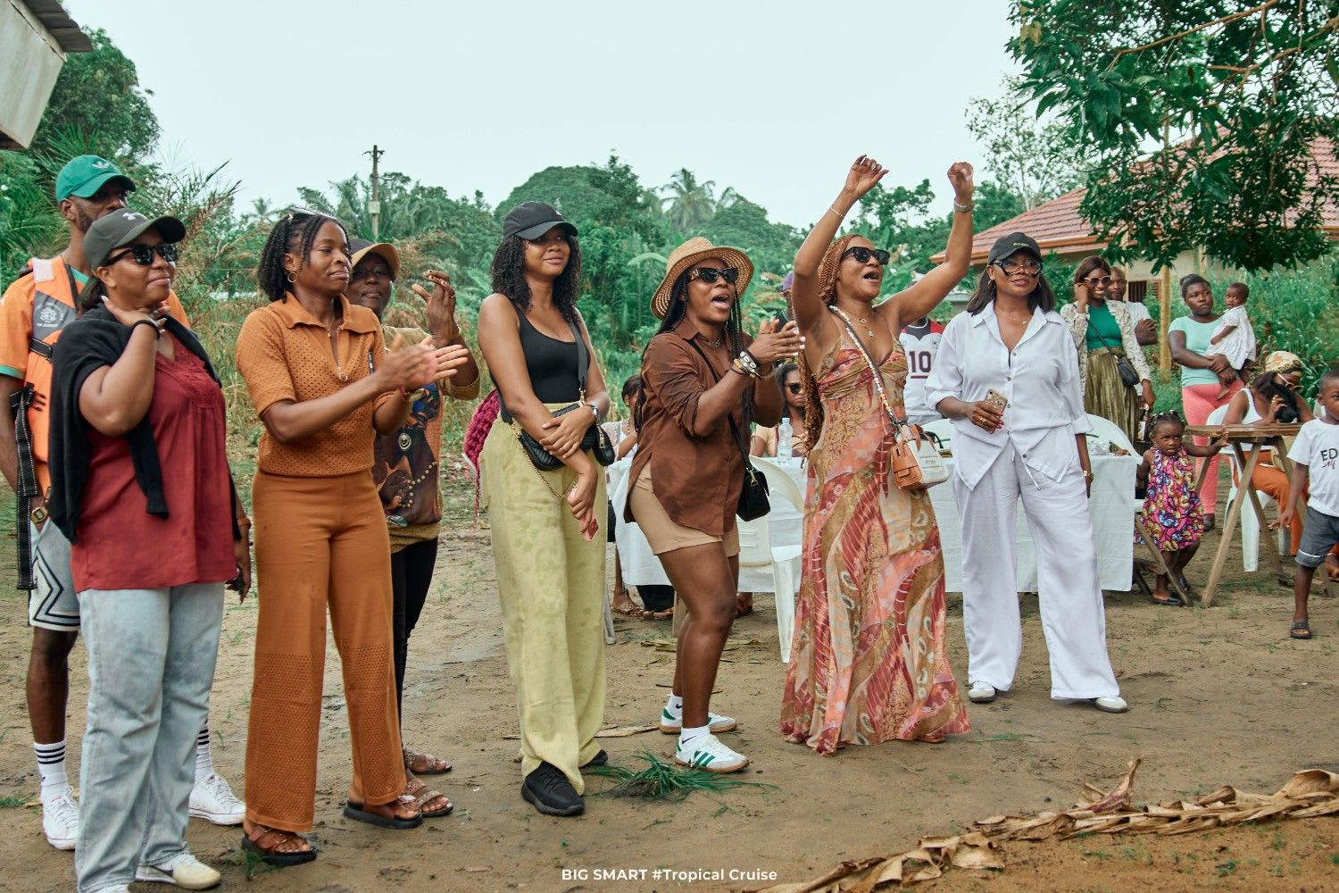 tropical cruise images at jebale island Douala  4