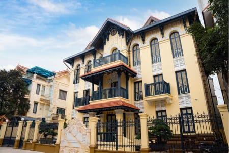 Cân bằng giữa tinh thần kiến trúc Pháp và trải nghiệm sống của gia đình Việt