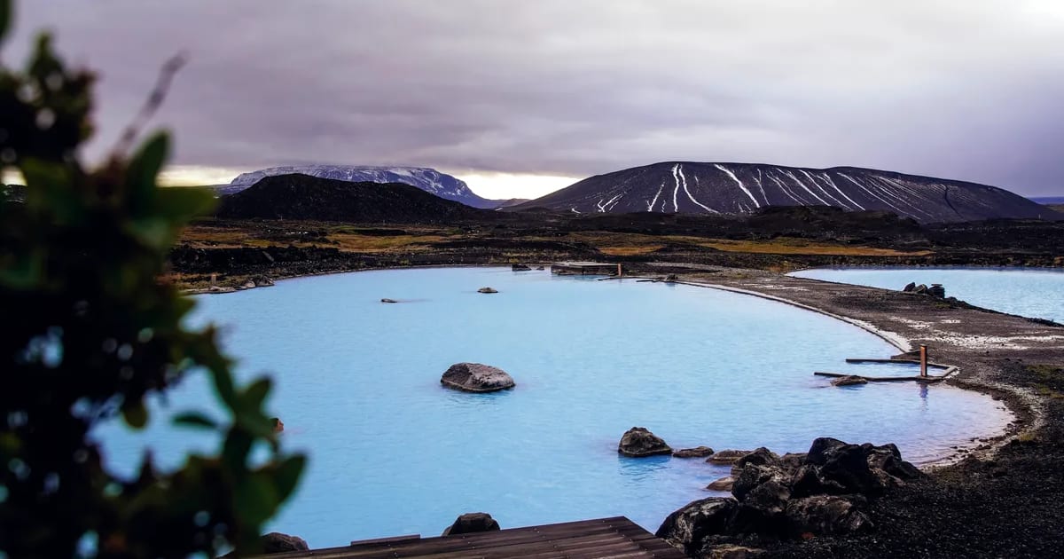 Wide view of Myvatn Natural Baths on a cloudy day