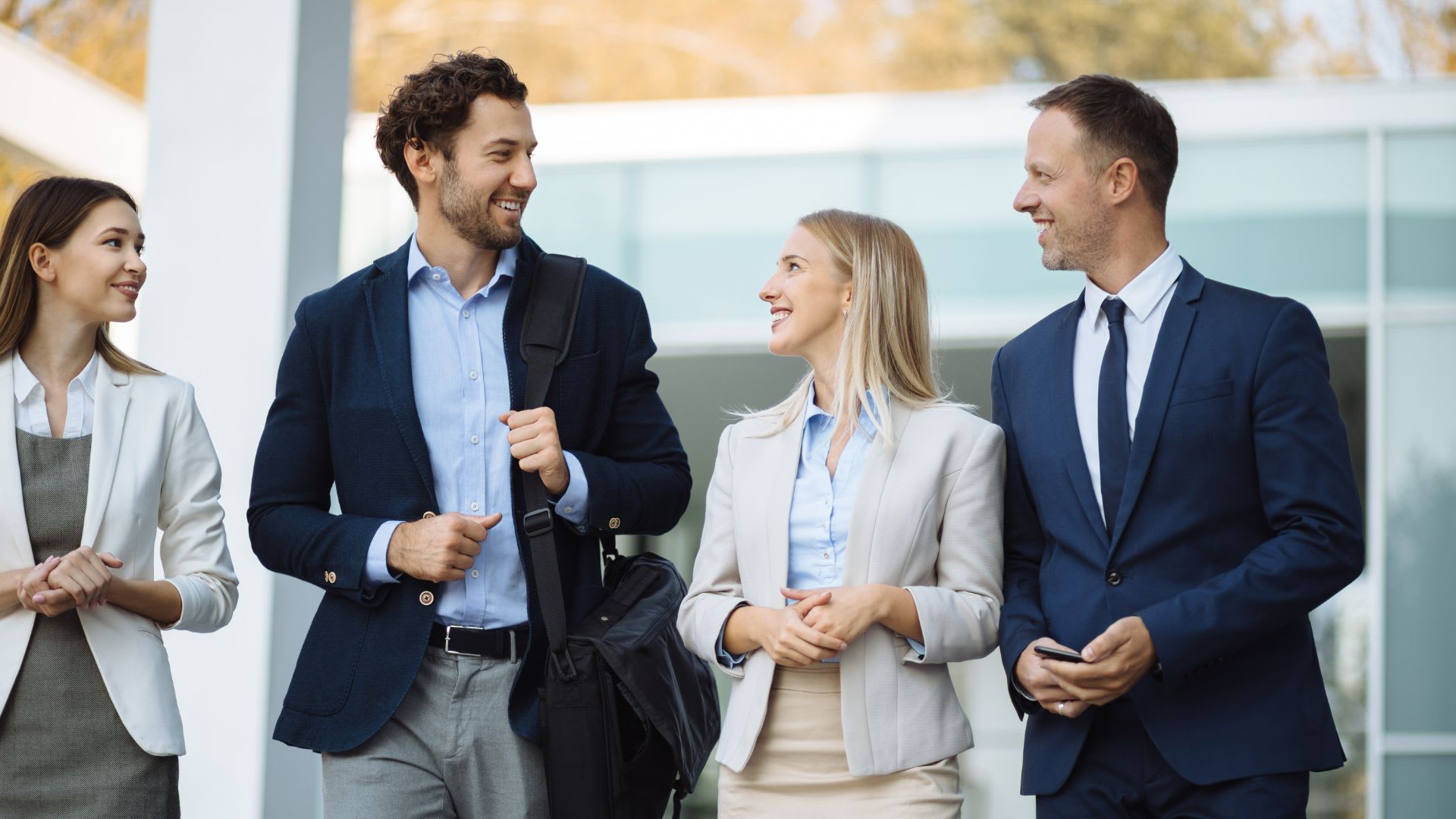 The Art of Adapting: Techniques for Navigating Changes at Work