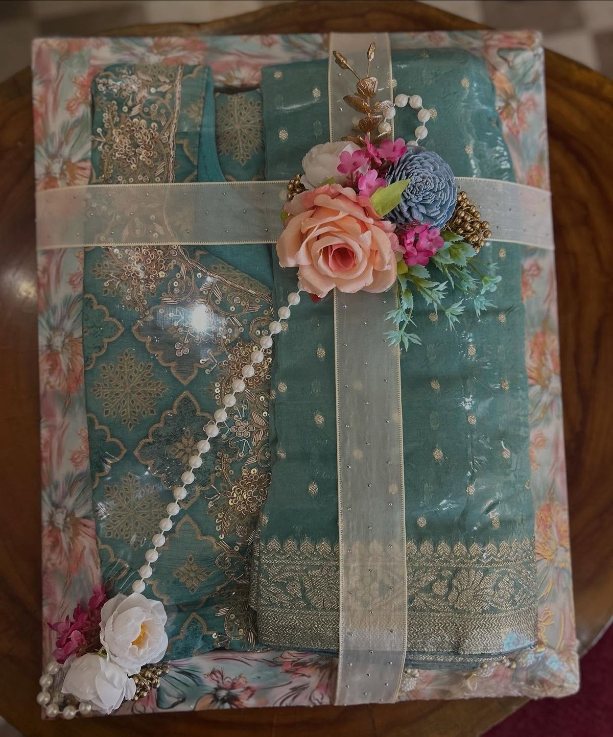 Wrapped outfit with pearls and florals