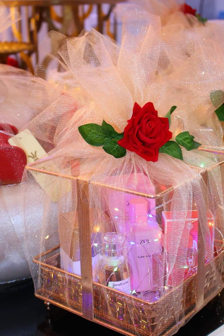 Wedding gift baskets and hampers with gold ribbon roses