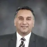 Yanni Mobasherian