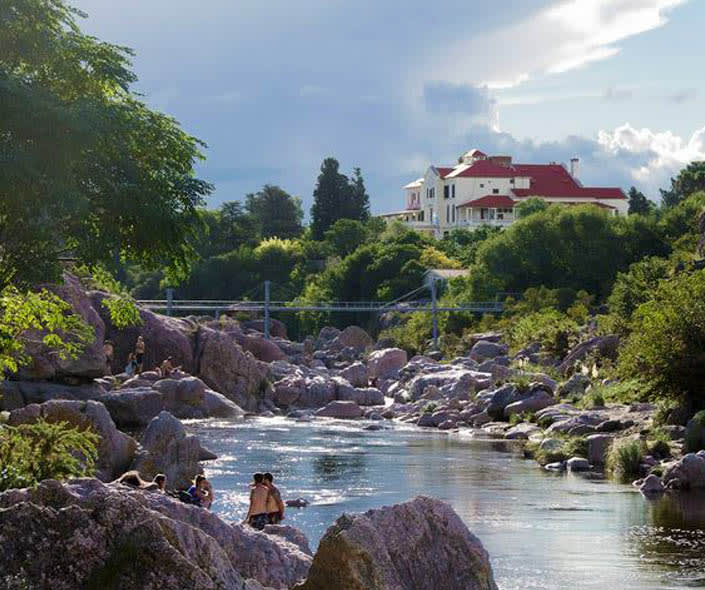 imagen de Mina Clavero en Córdoba Argentina