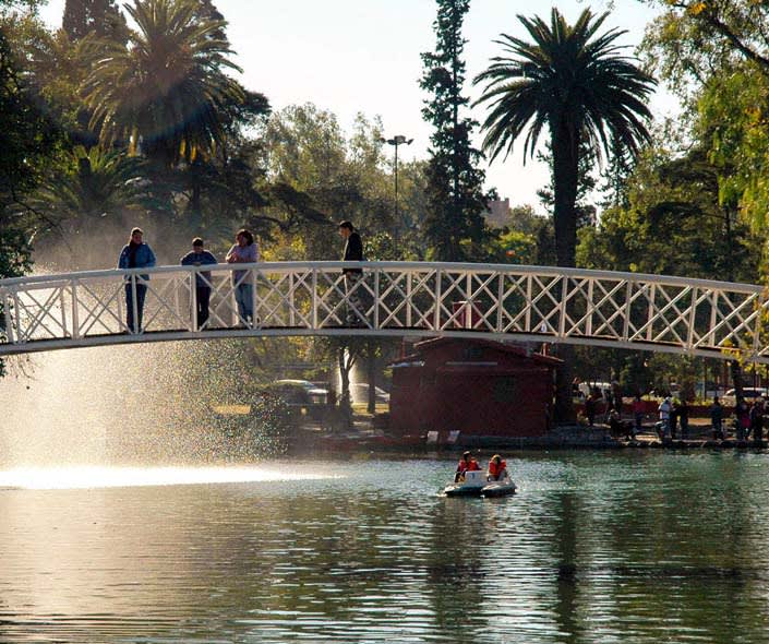 imagen del Parque Sarmiento en Córdoba Argentina