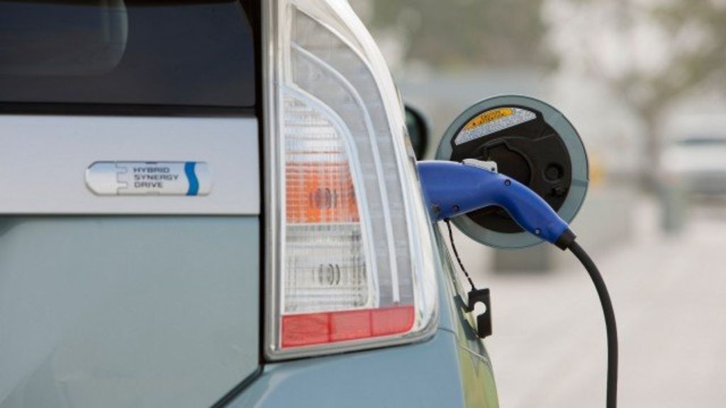 Next Toyota Prius Plug-In Hybrid To Have 50 To 55 KM Of Range - Automark