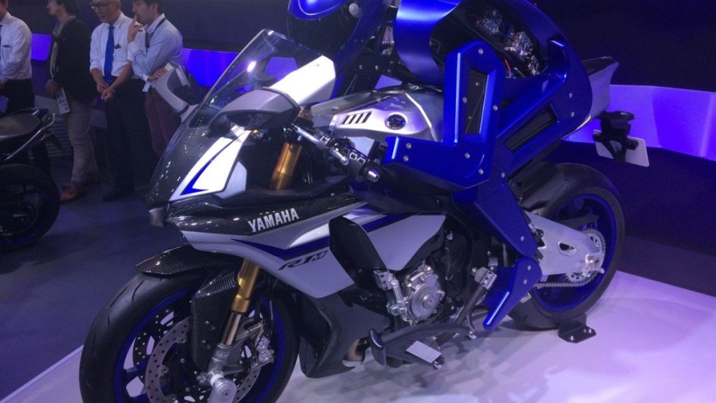 Meet The Yamaha Motobot: A Humanoid Robot That Will Learn To Ride Motorcycles Better Than Humans Can - Automark