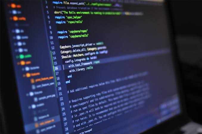 Desenvolvimento de Software, APIs, Integrações e Soluções de Dados