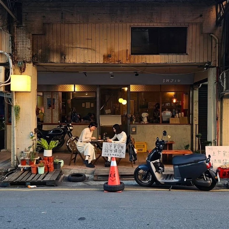 巷弄裡的文青老宅咖啡：一中商圈下午茶地圖