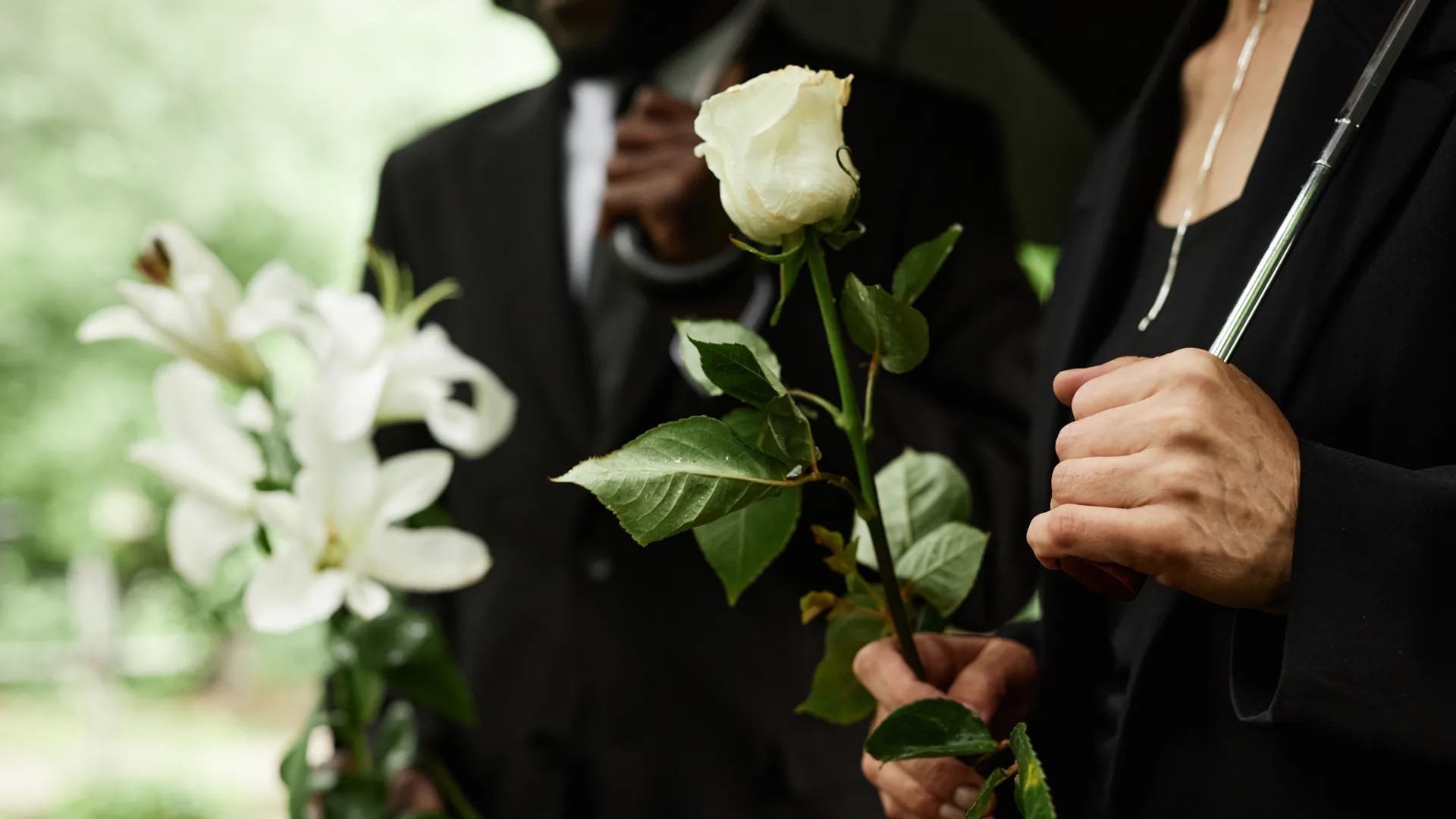 What to wear to a funeral