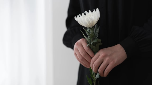 What to take to a funeral