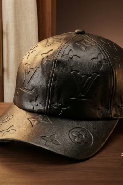 Boné Feminino - LV PU/Couro
