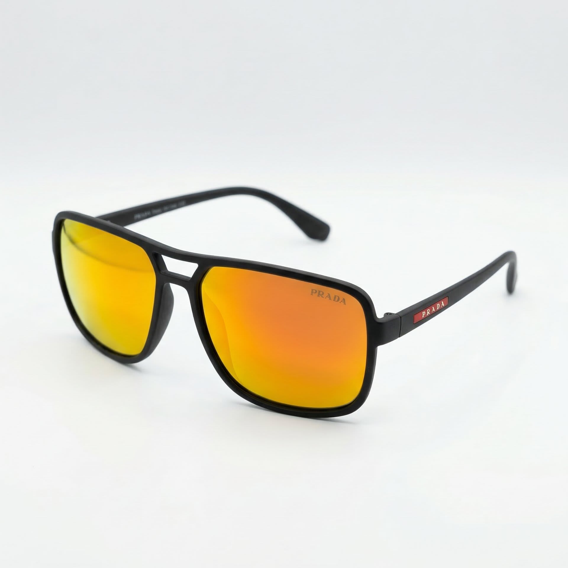 Óculos de Sol Masculino Esportivo – Prada