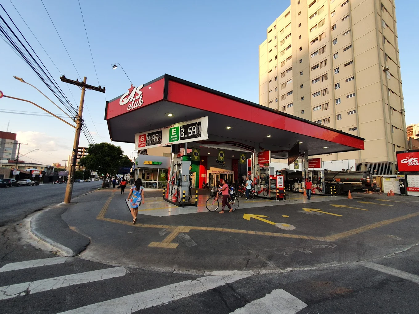GAS CLUB