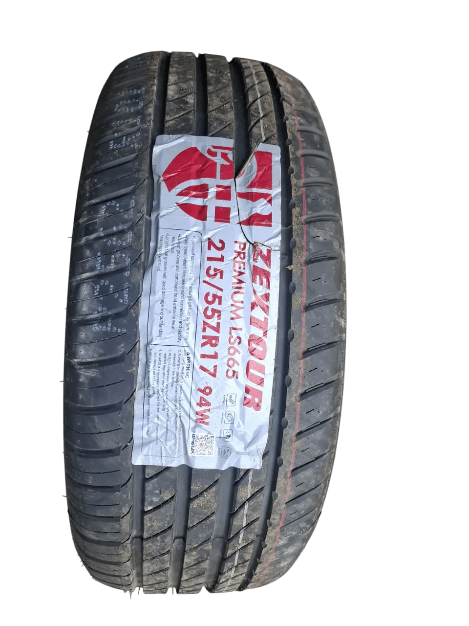 Zextour Premium LS665 tire 215/55ZR17 94W.