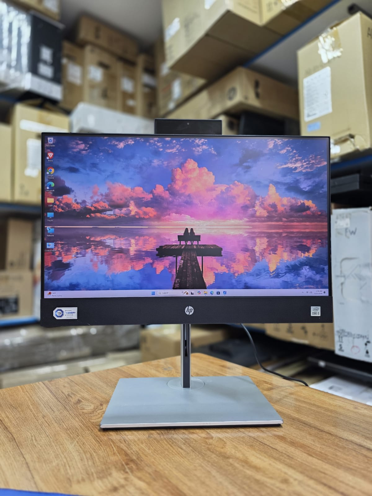Hp pro one 400 G6 Core i5 10th gen 8gb ram 512gb ssd 24 inch fhd Full hd webcam Adjustable stand