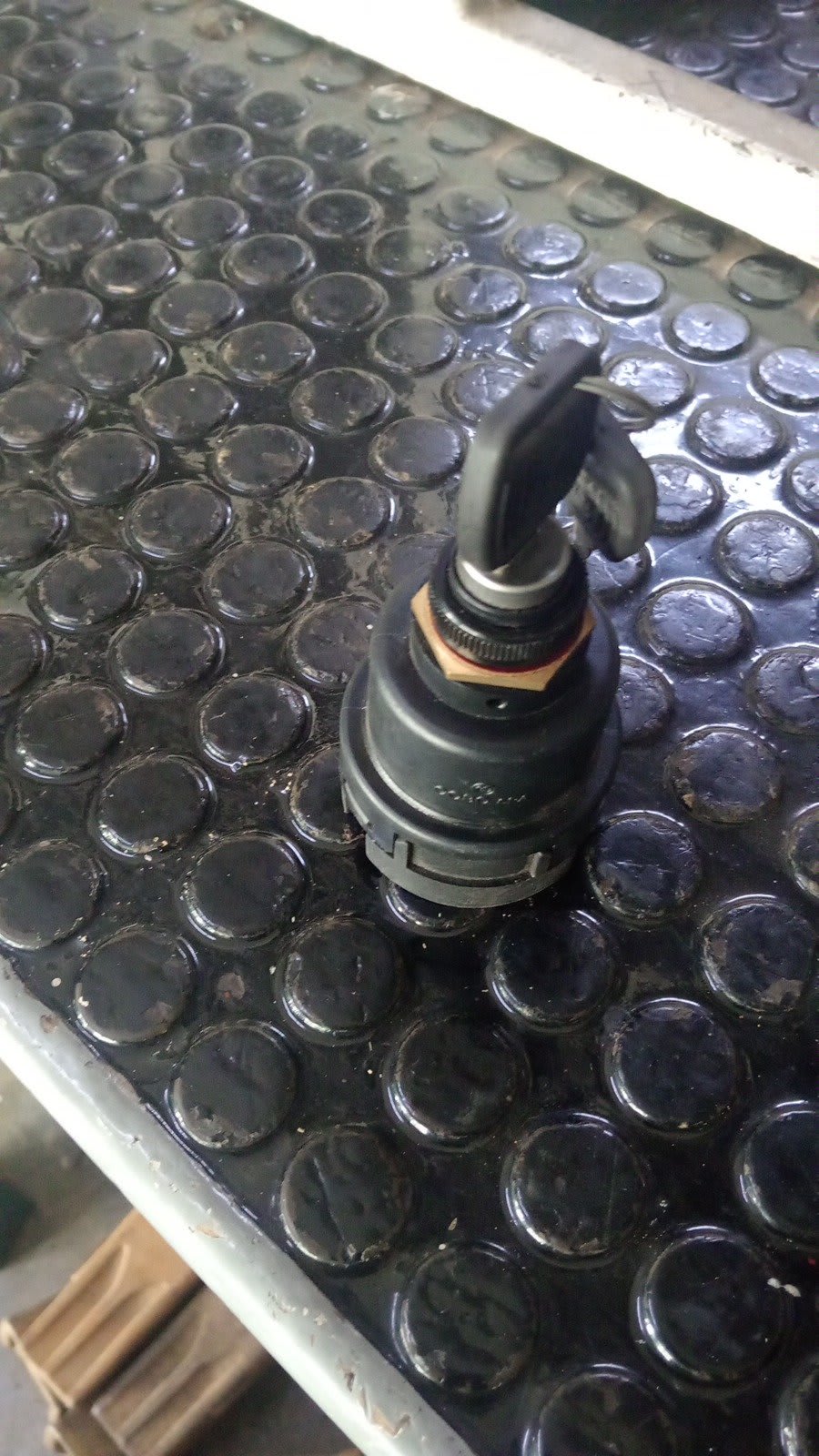Heavy Machinery Ignition Switch / Starter Key Switch Assembly