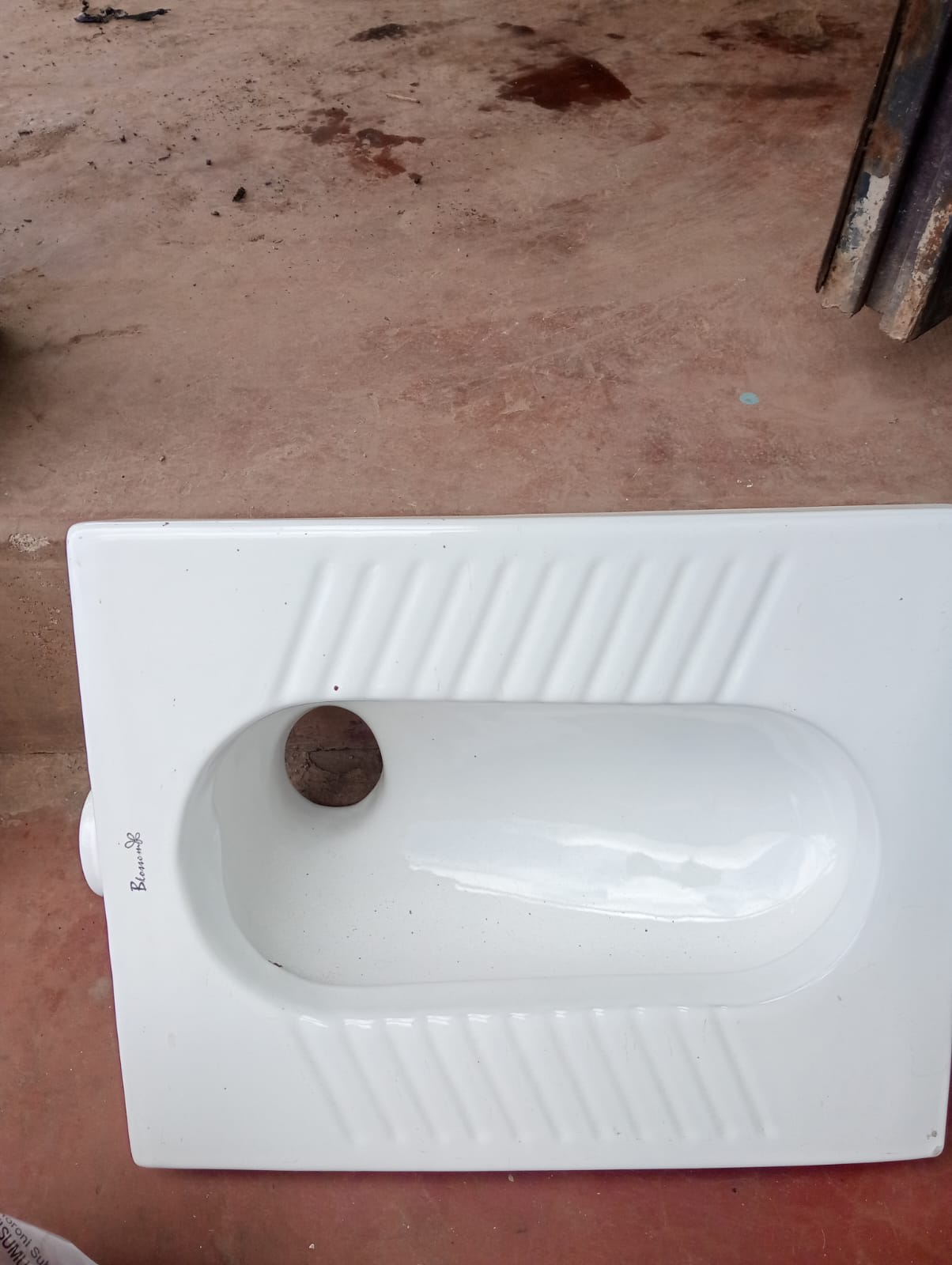 Ceramic Squatting Pan (Oriental Step Toilet)