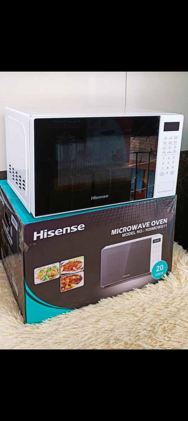 Hisense 20L Digital Microwave Oven (White)