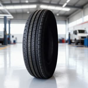 Haida HD737 195R15C Commercial Tyre Front View - Heavy Duty Tread.