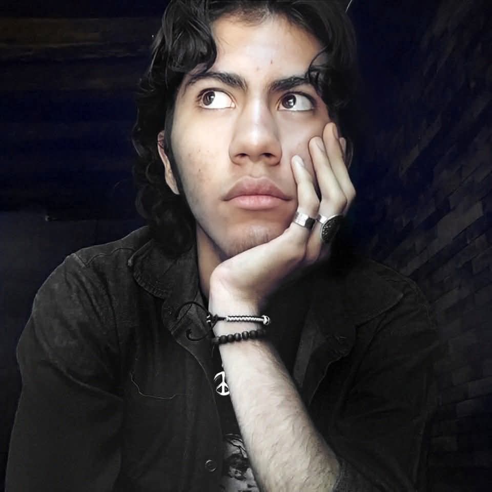Ed González