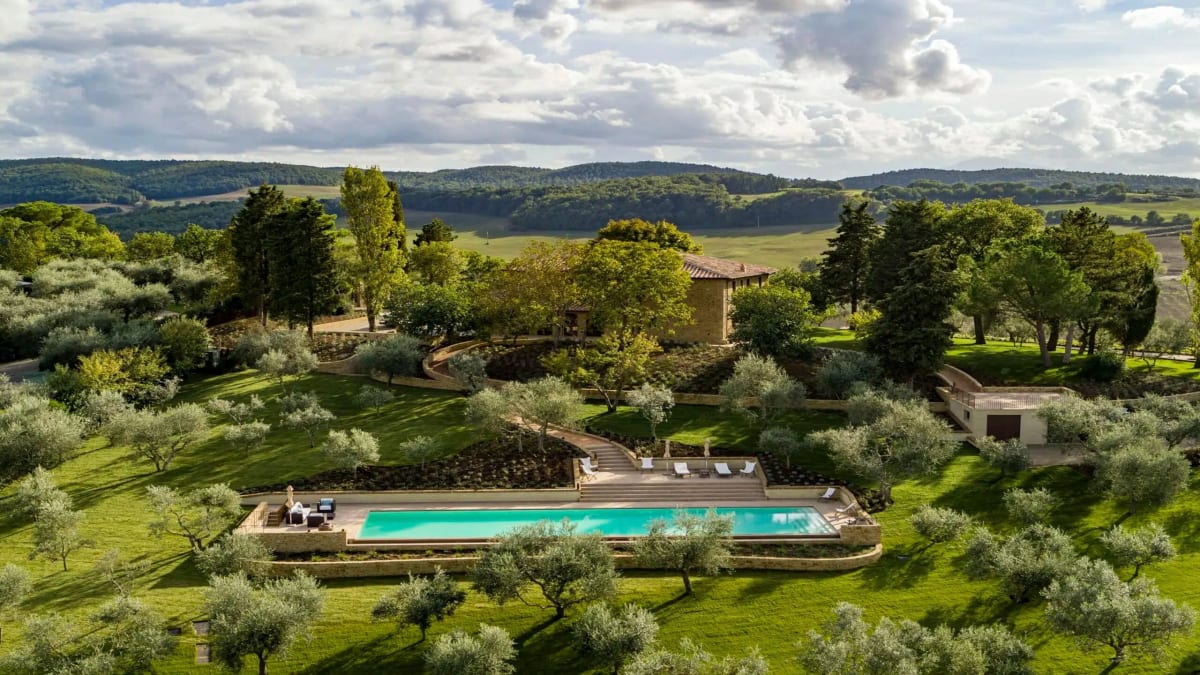 Villa San Bartolomeo, a villa in Montepulciano, Tuscany
