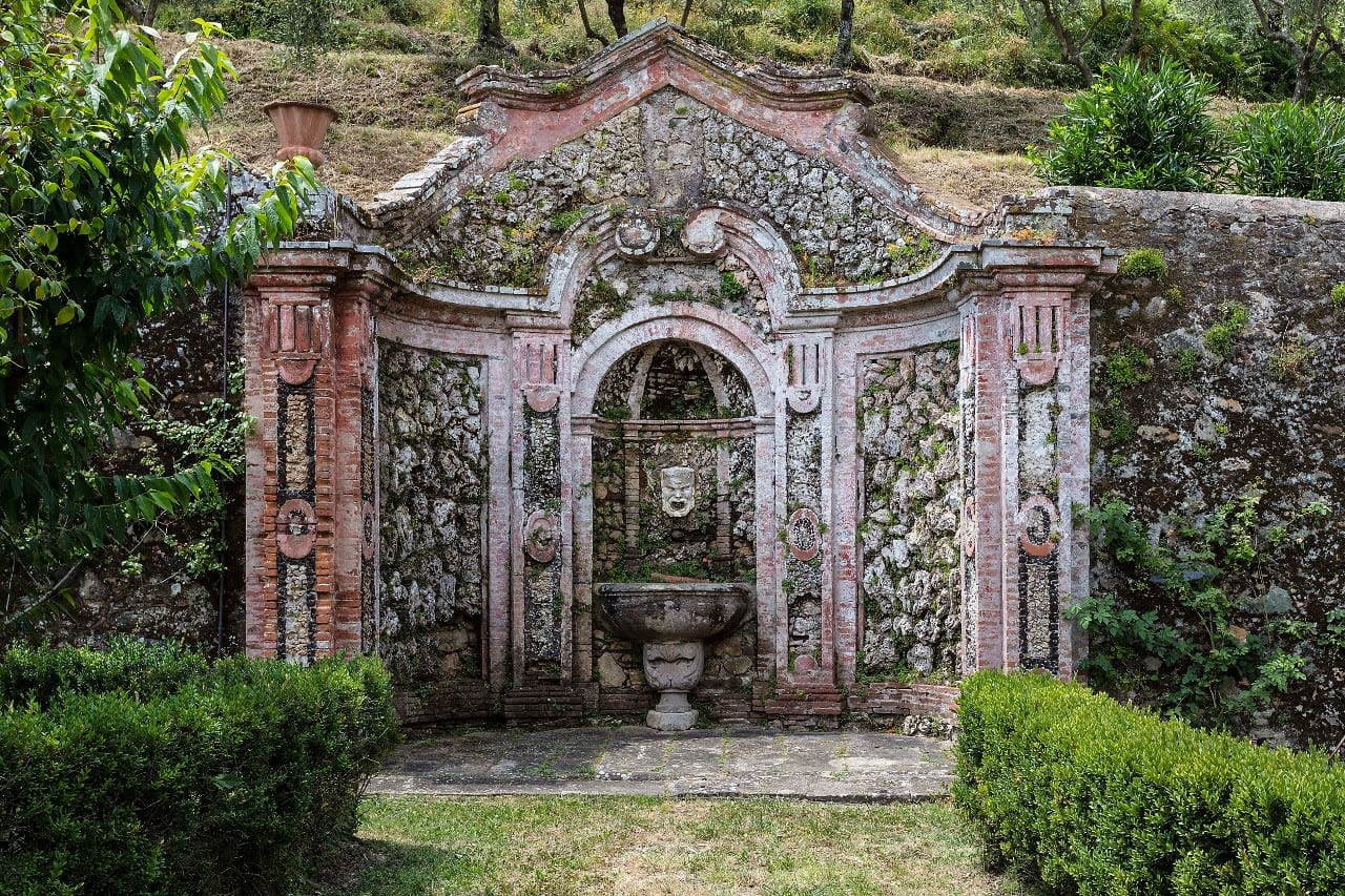 Villa Controni in Lucca & Garfagnana, Tuscany, photograph 5 of 25