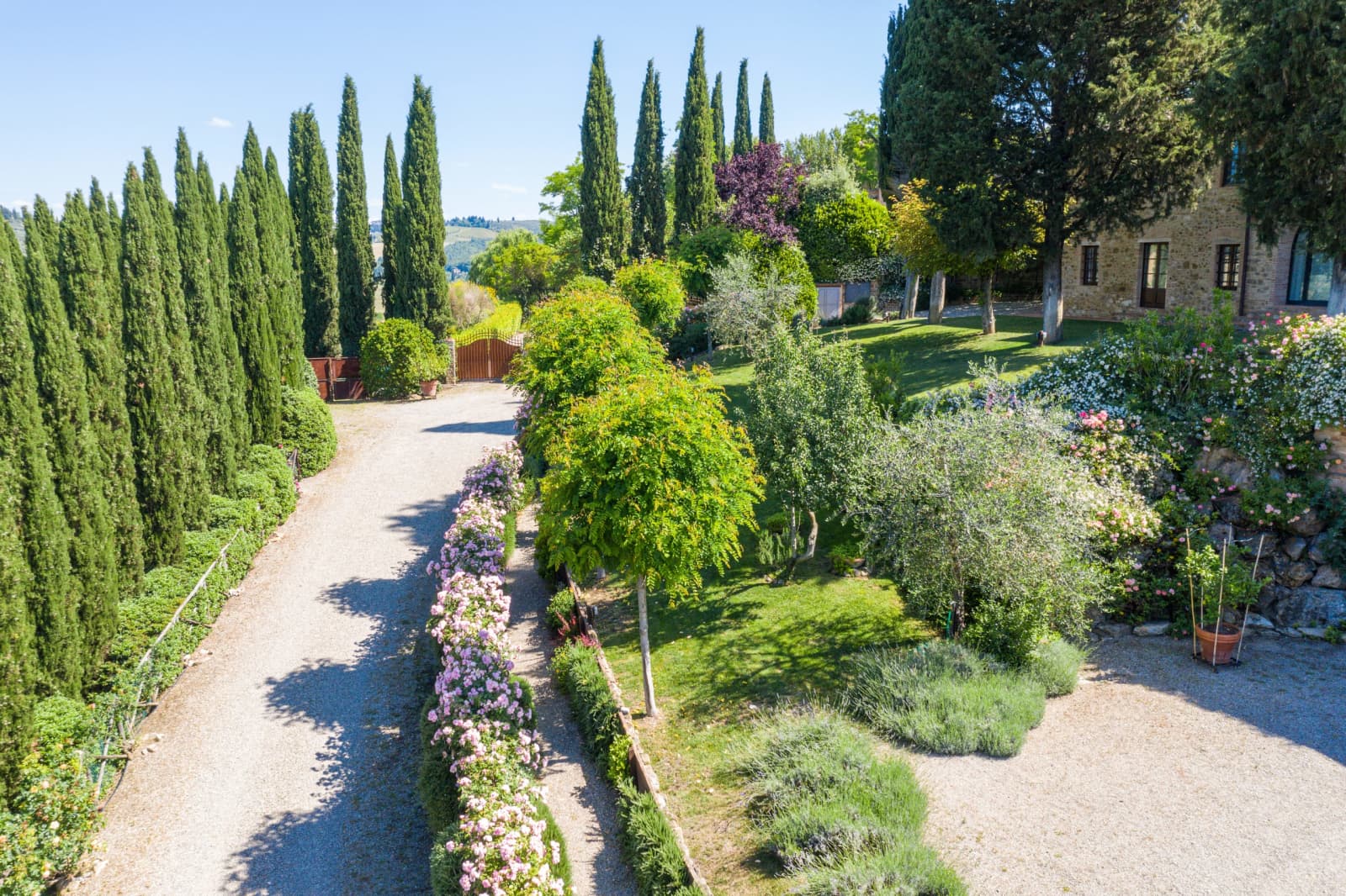 Villa Elle in Siena, Tuscany, photograph 64 of 65