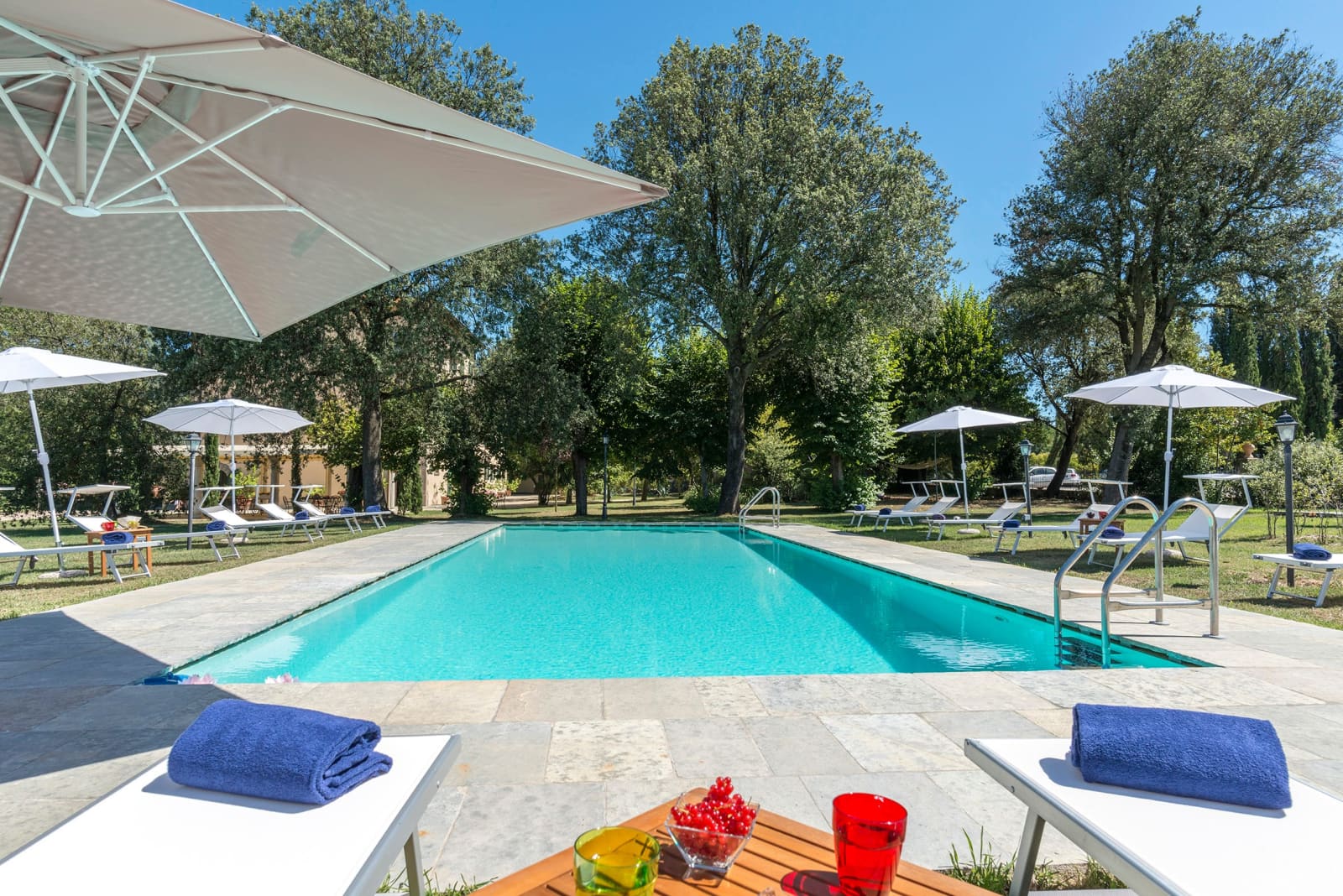 Villa della Cappella — the swimming pool and sun terrace