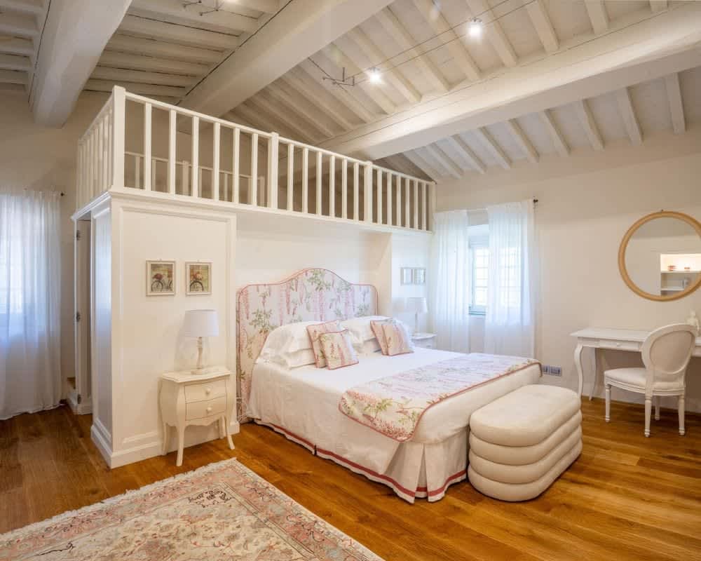 Villa Fornacella — the Glenda bedroom