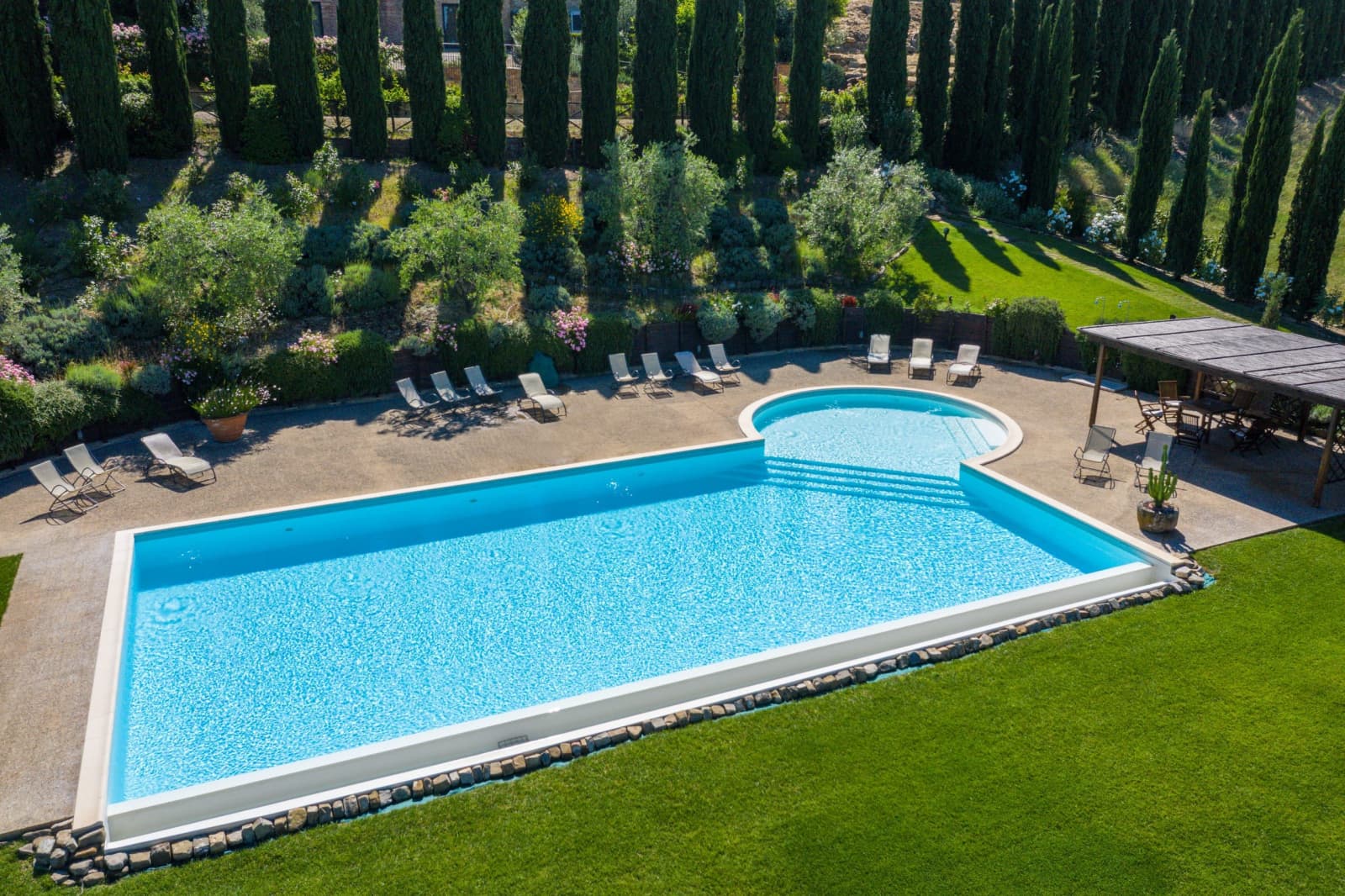 Villa Elle in Siena, Tuscany, photograph 61 of 65
