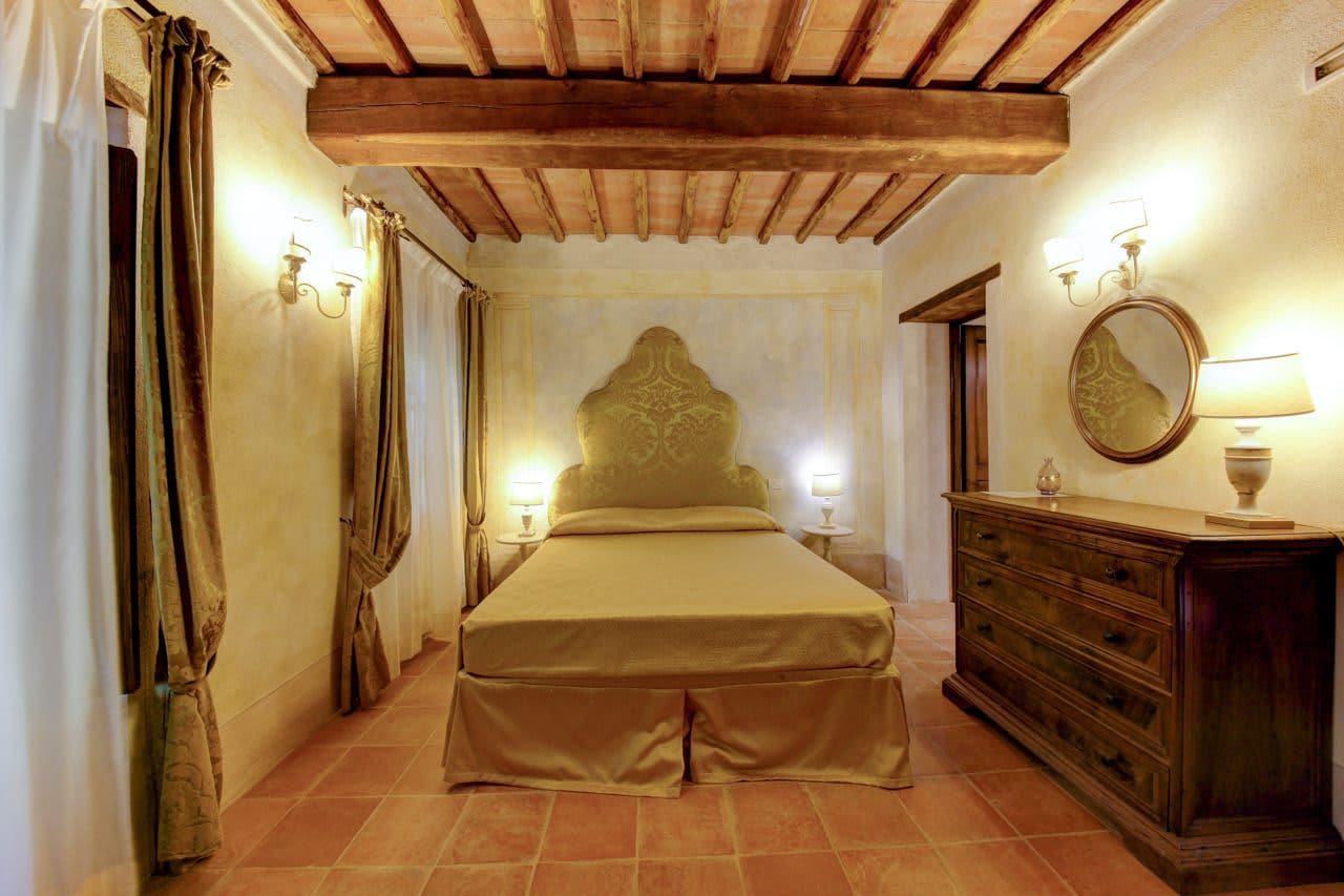 Villa Elle in Siena, Tuscany, photograph 42 of 65