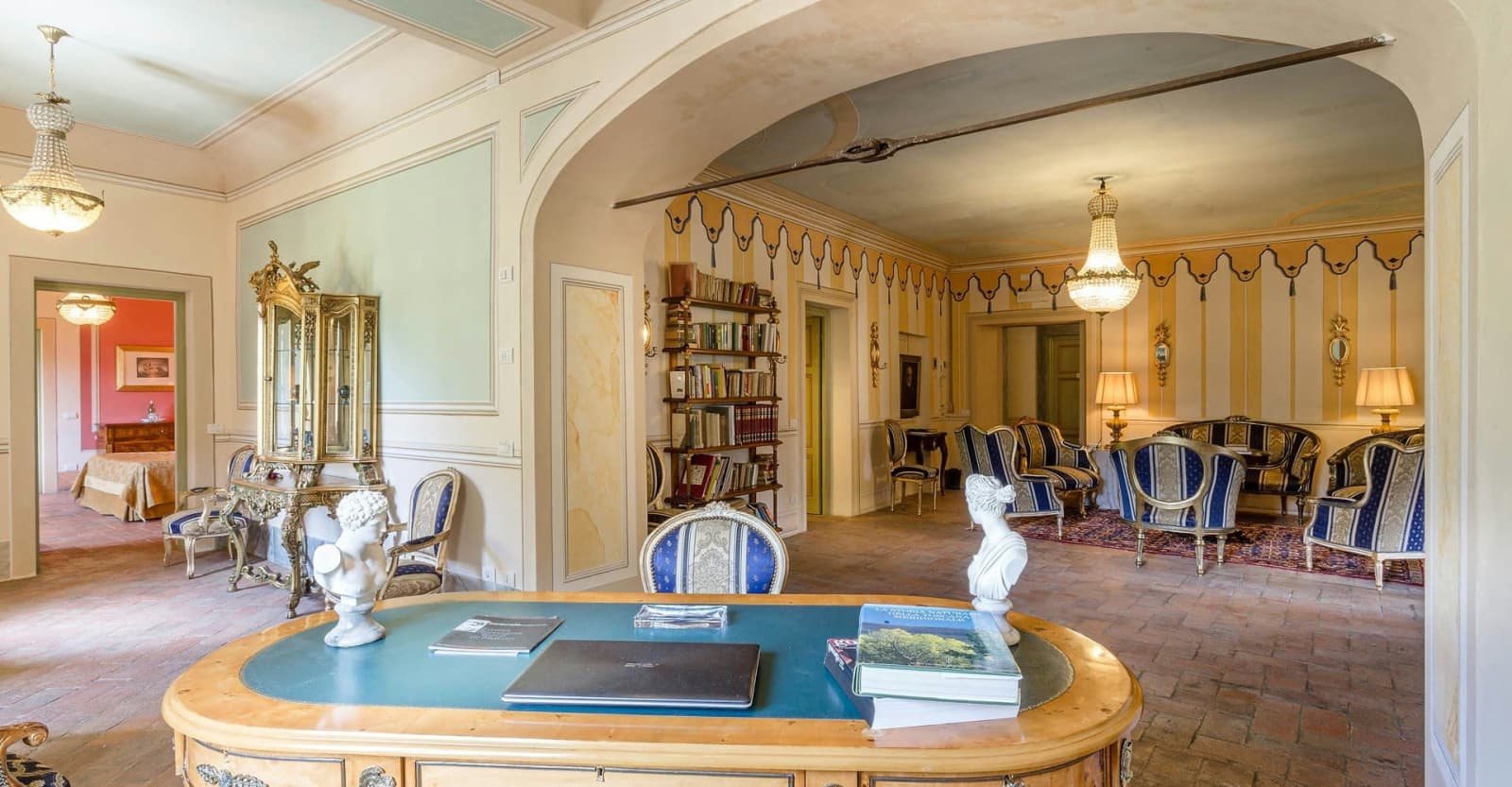 Villa Controni in Lucca & Garfagnana, Tuscany, photograph 11 of 25