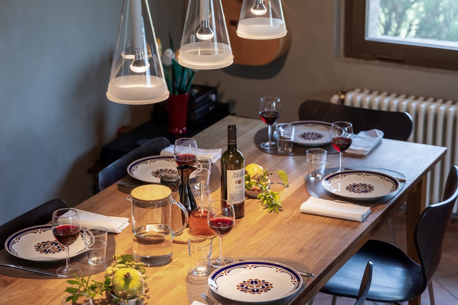 Casale Olivaio — the dining table, laid for dinner