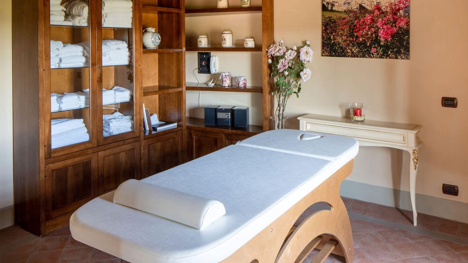 Solare del Chianti — the massage bed