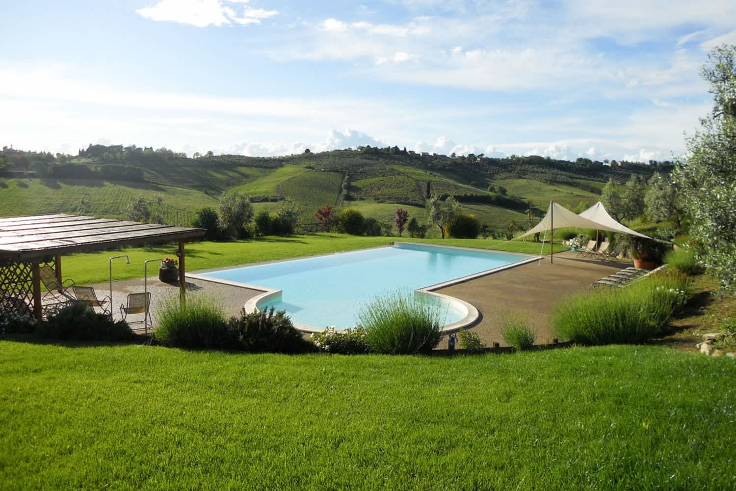 Villa Elle in Siena, Tuscany, photograph 7 of 65