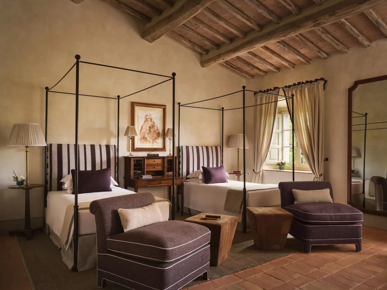 Villa Biondi in Castiglion del Bosco, Tuscany, photograph 4 of 20
